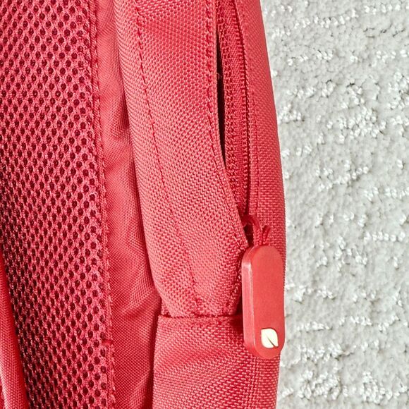 Incase Campus Compact Lightweight Everyday Backpack in Red - Picture 8 of 11